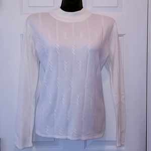 Sag Harbor Sweaters - Sag Harbor Soft, Cream Sweater M Sag Harbor Sweaters - Sag Harbor Soft, Cream Sweater M